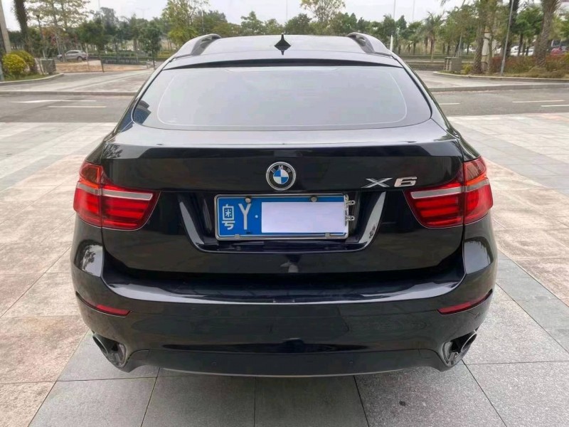 广州14年宝马X69
