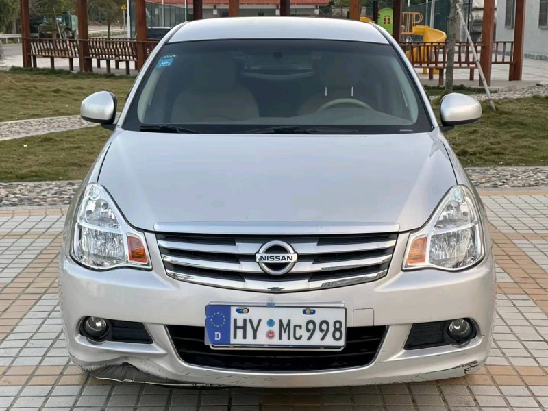 汕頭16年日產軒逸1