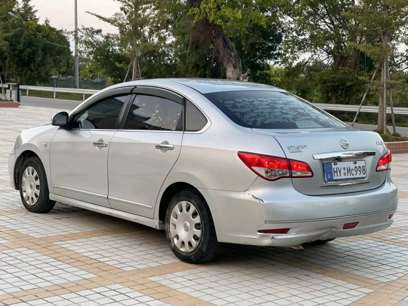 汕頭16年日產軒逸6