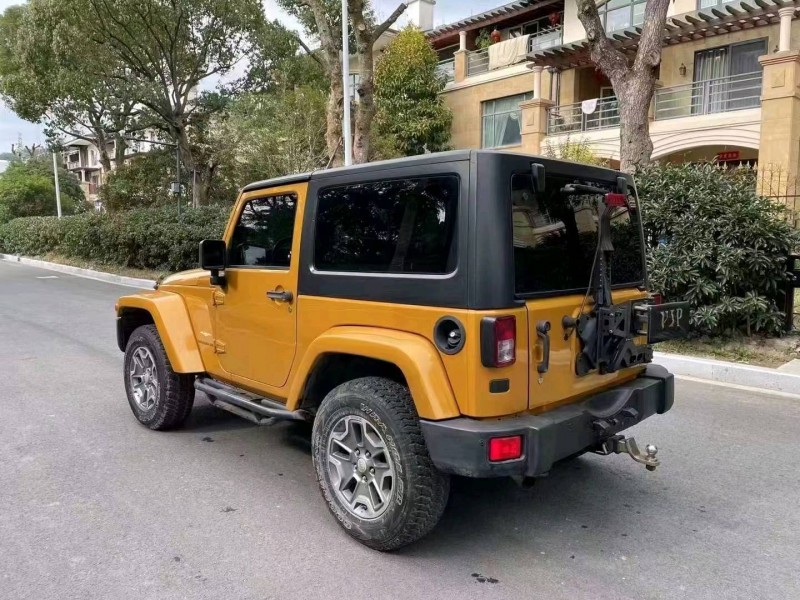嘉兴15年Jeep牧马人5