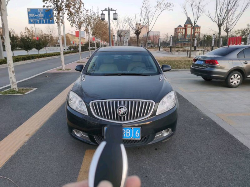 枣庄15年别克英朗GT1