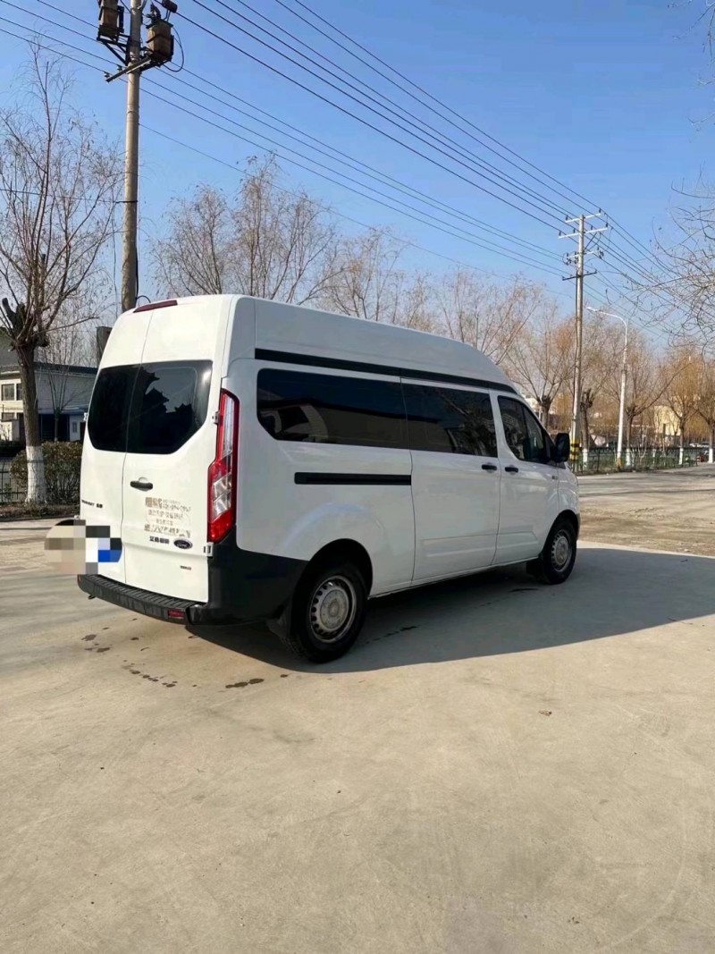 东营21年福特全顺4