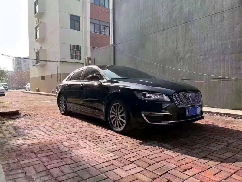 青岛20年林肯MKZ2