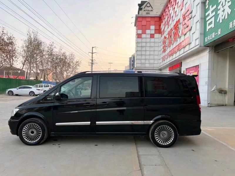 枣庄13年奔驰唯雅诺7