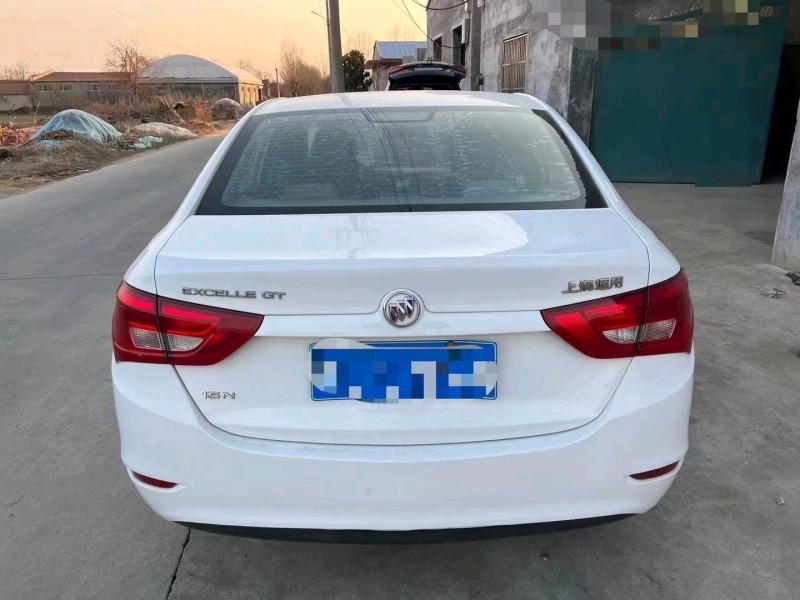 临沂15年别克英朗2