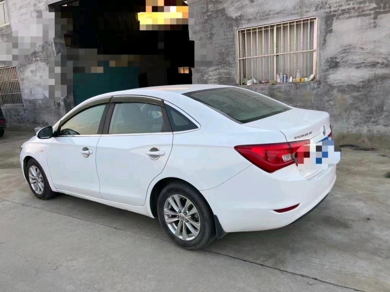 临沂15年别克英朗7