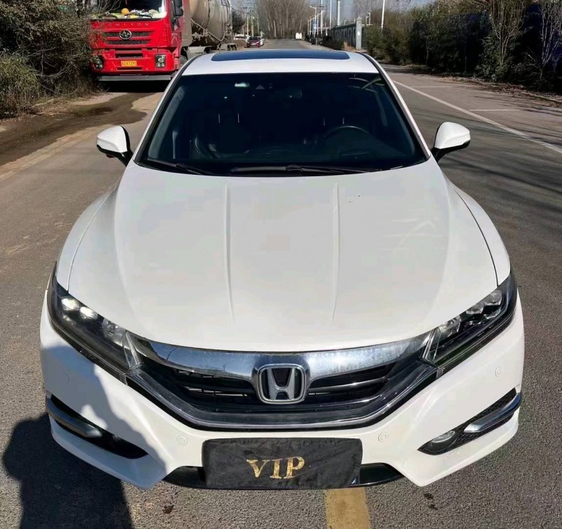 东营16年本田思铂睿1