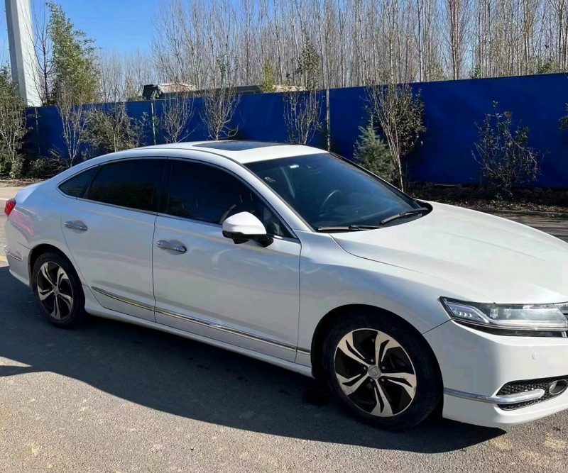 东营16年本田思铂睿2