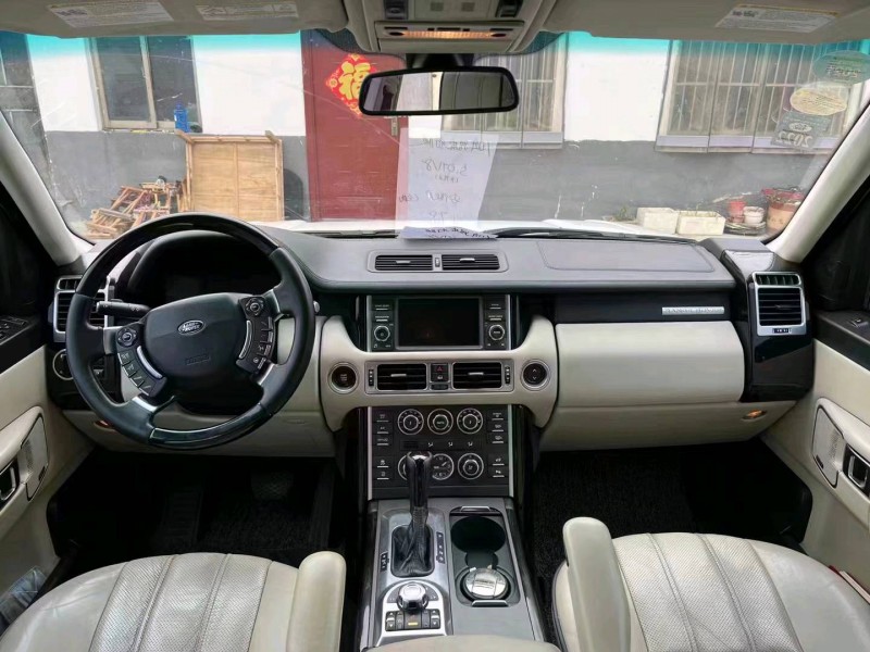 济宁10年路虎揽胜行政5