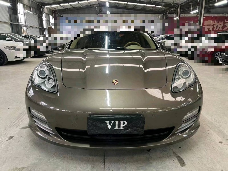 济宁13年保时捷帕拉梅拉1