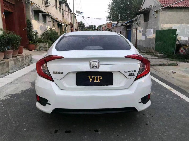 济宁18年本田思域9