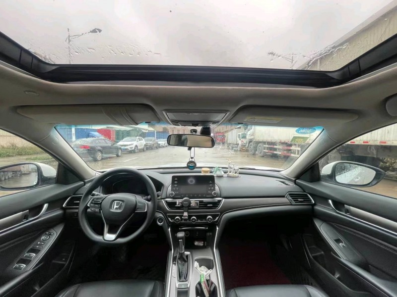 东莞19年本田雅阁6