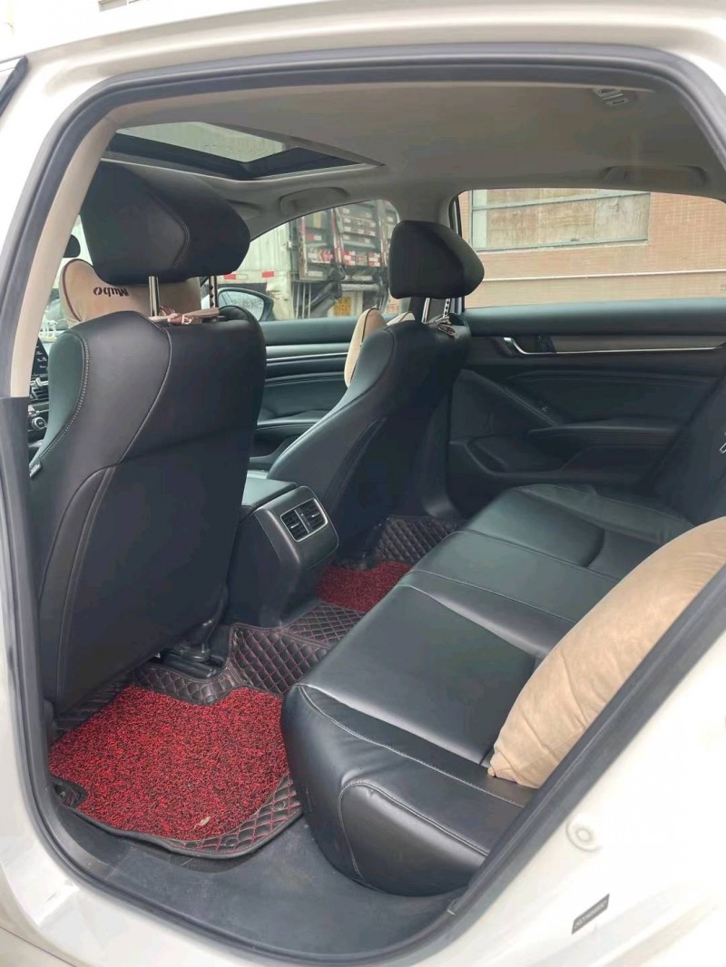 东莞19年本田雅阁5