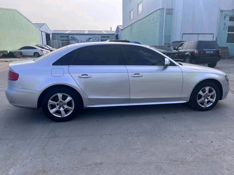 济南11年奥迪A4L8
