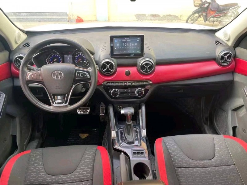 济南18年北汽绅宝X355