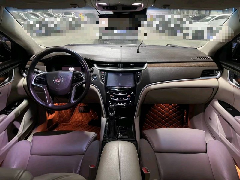 济宁13年凯迪拉克XTS6