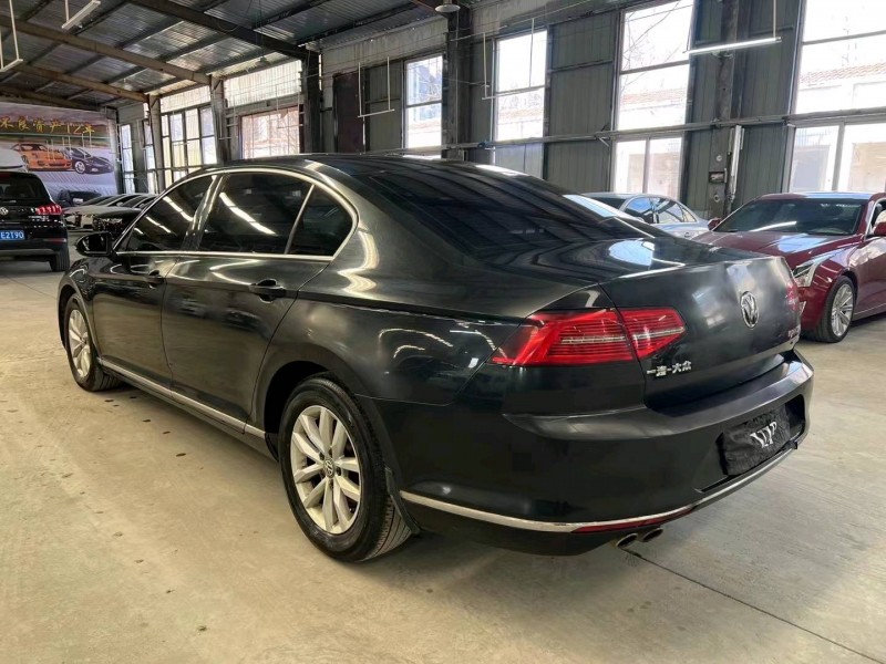 济宁18年大众迈腾8