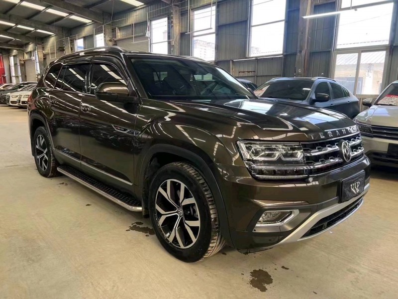 济宁17年大众辉昂2