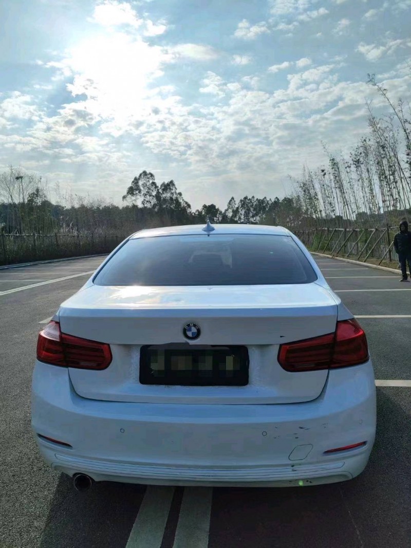 珠海18年宝马3系4
