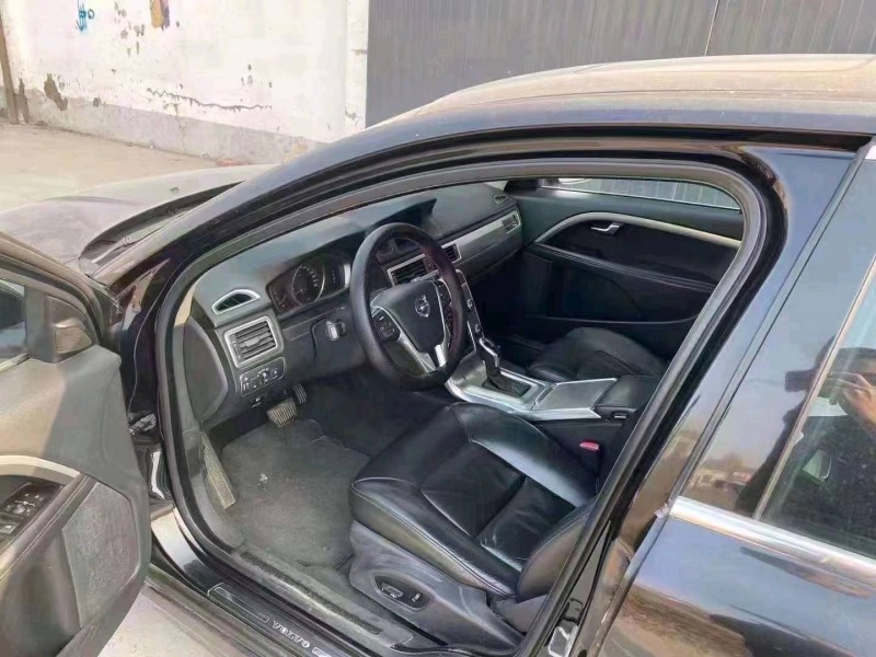 济南14年沃尔沃S80L5