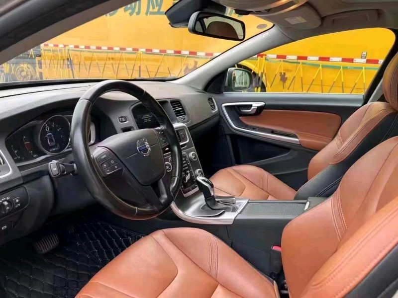 邯郸16年沃尔沃S60L4