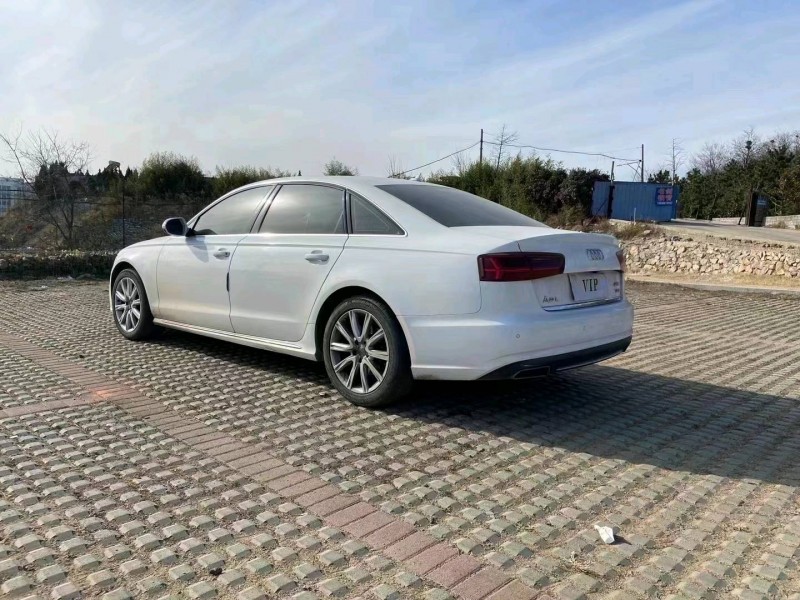 青岛18年奥迪A6L8