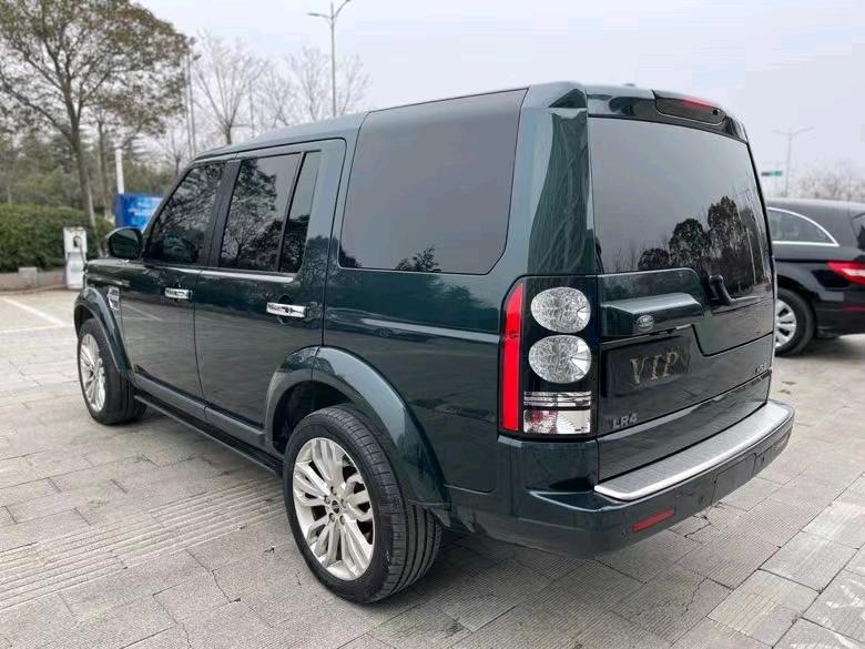 盐城15年路虎发现8