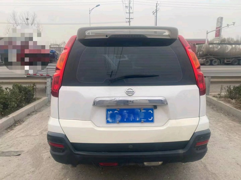 枣庄15年东风风度2