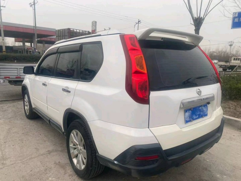 枣庄15年东风风度5