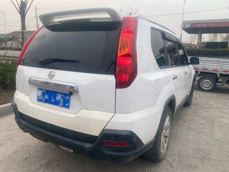 枣庄15年东风风度6