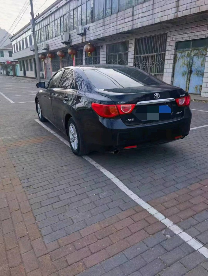 邯郸11年丰田锐志8