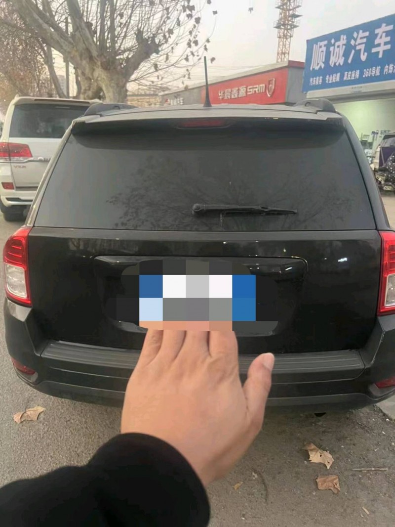 枣庄12年Jeep指南者3