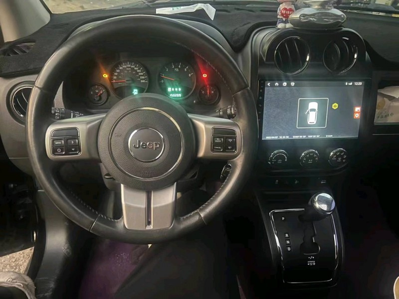 枣庄12年Jeep指南者5