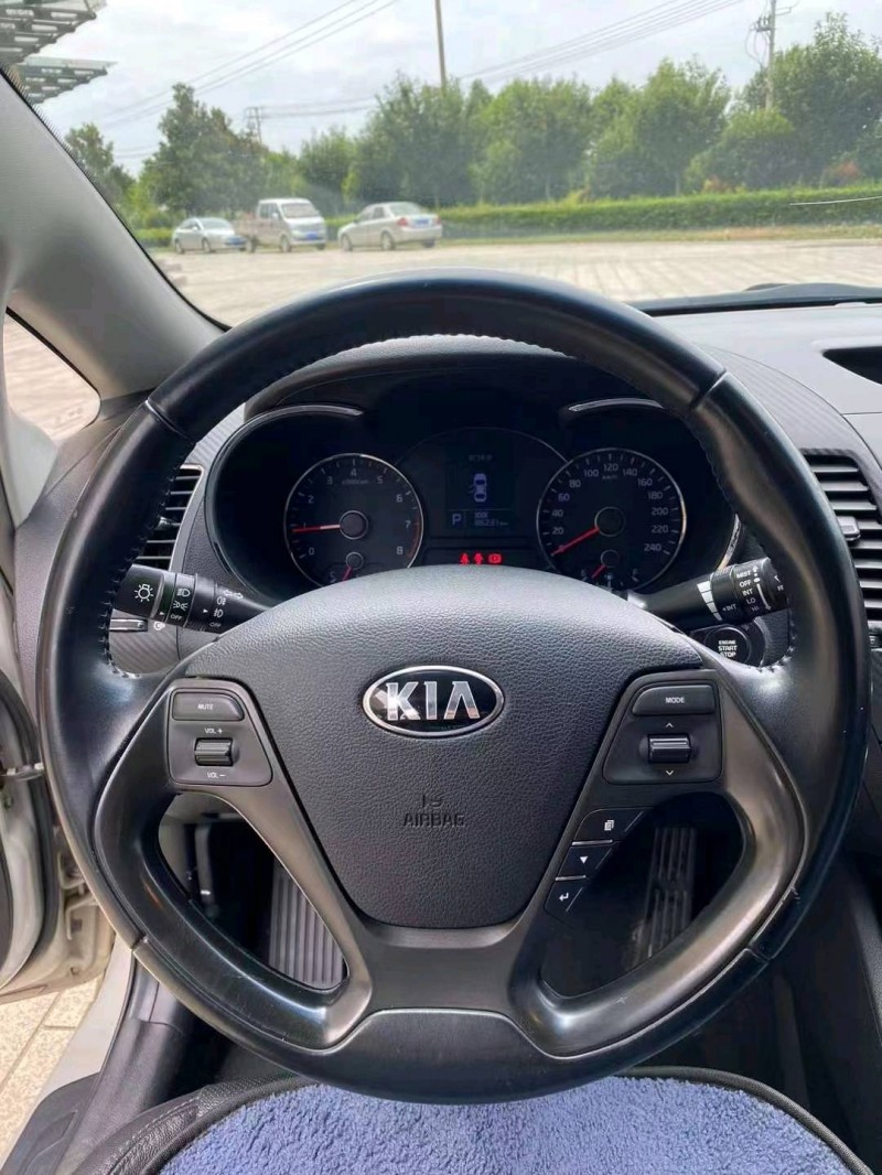 邯郸14年起亚K39