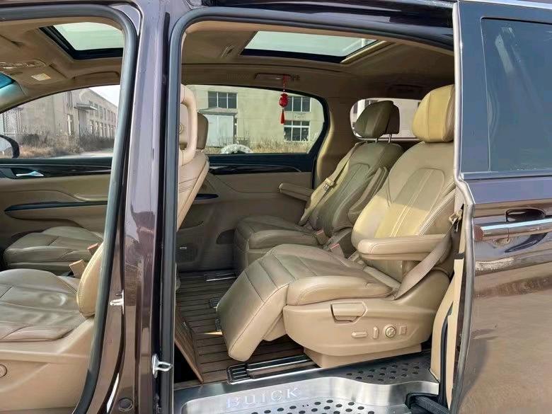 盐城17年别克GL87