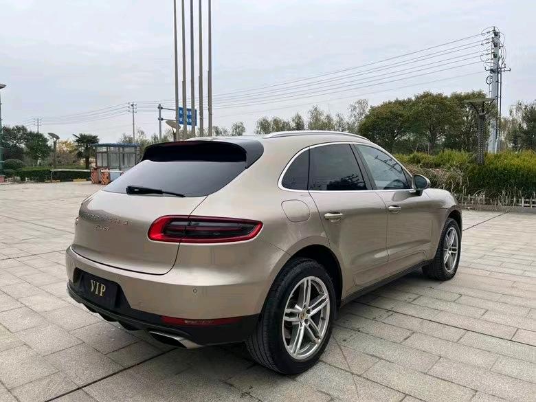 盐城14年保时捷Macan8