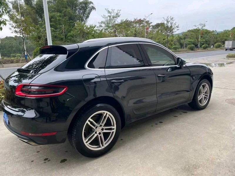 广州15年保时捷Macan6