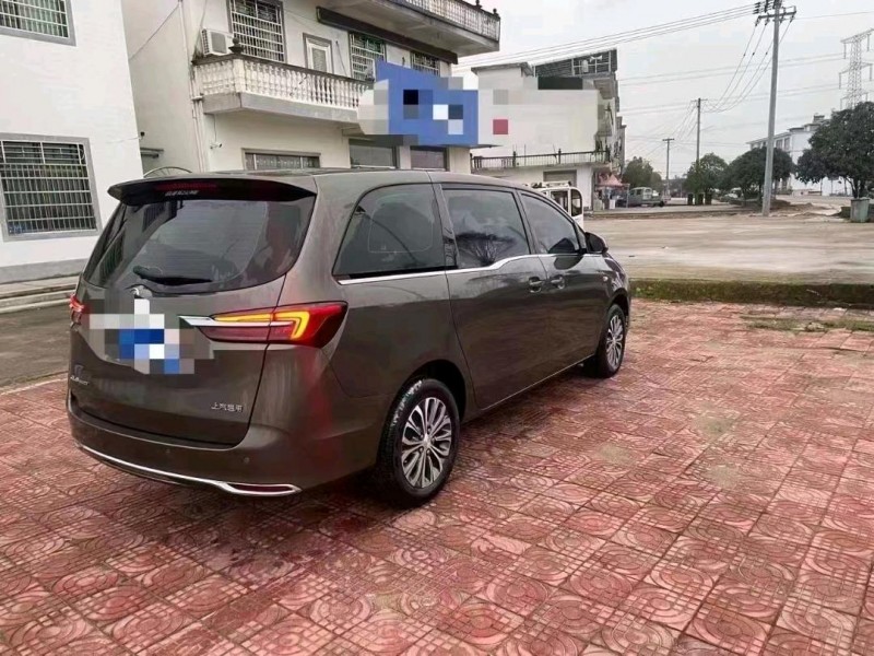 嘉兴21年别克GL82