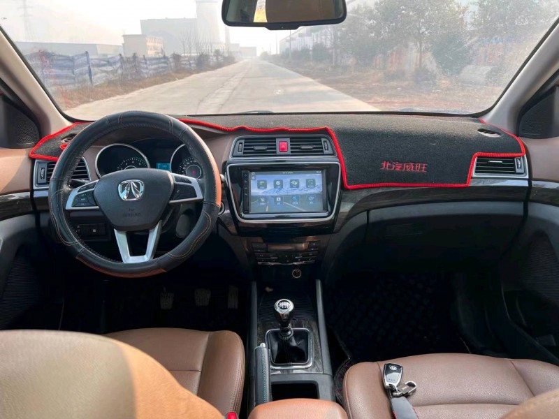 北京18年北汽威旺S506