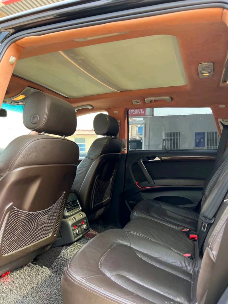 北京13年奥迪Q74