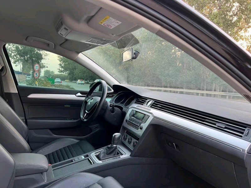 北京17年大众迈腾3