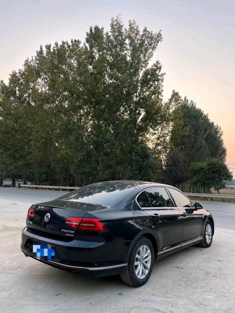 北京17年大众迈腾7