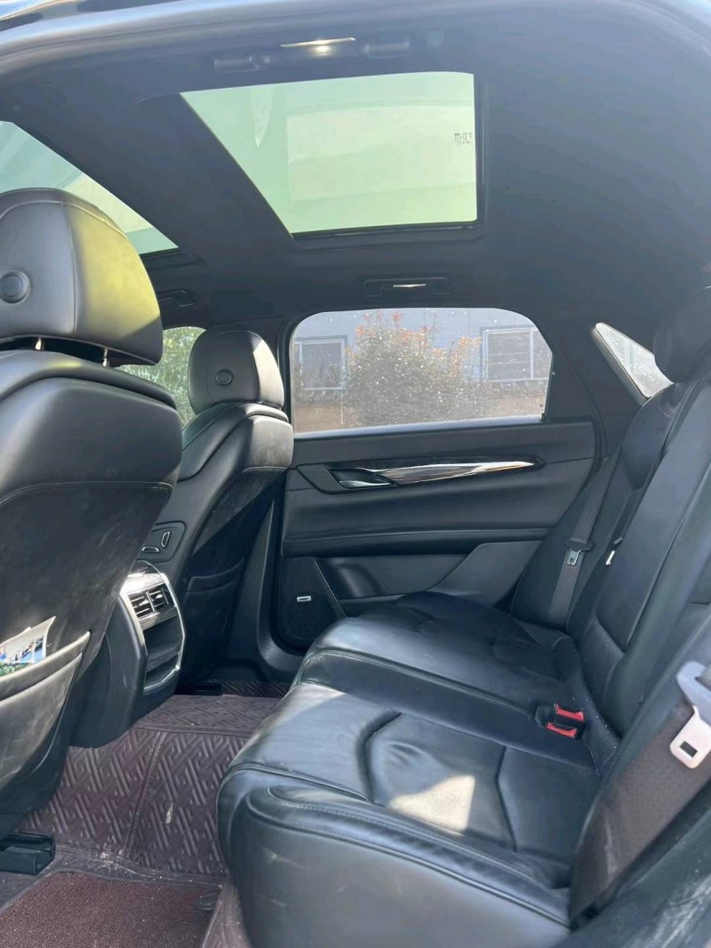 北京17年凯迪拉克CT65