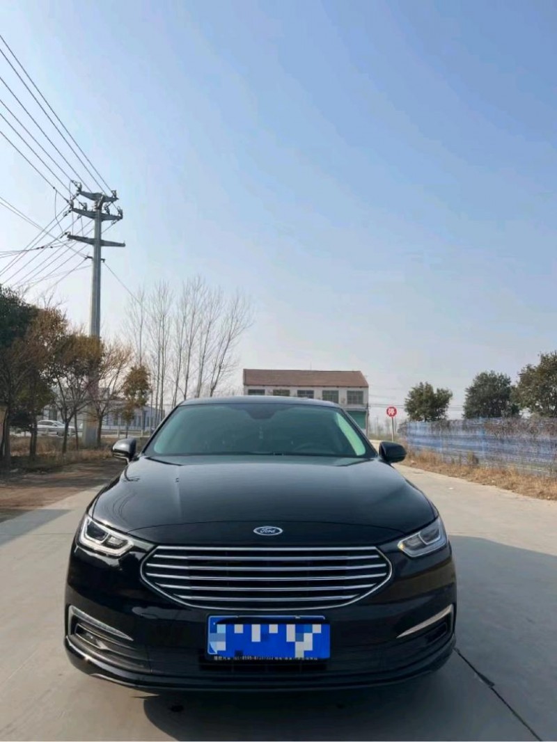 北京21年福特金牛座1