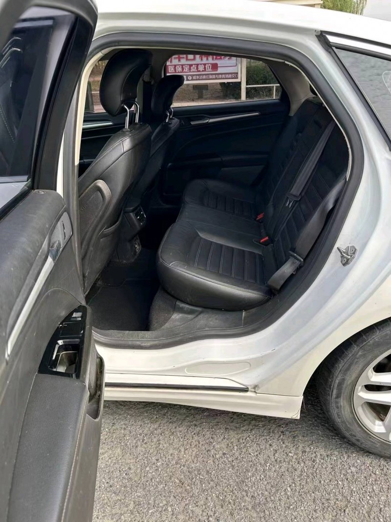 青岛16年福特蒙迪欧5