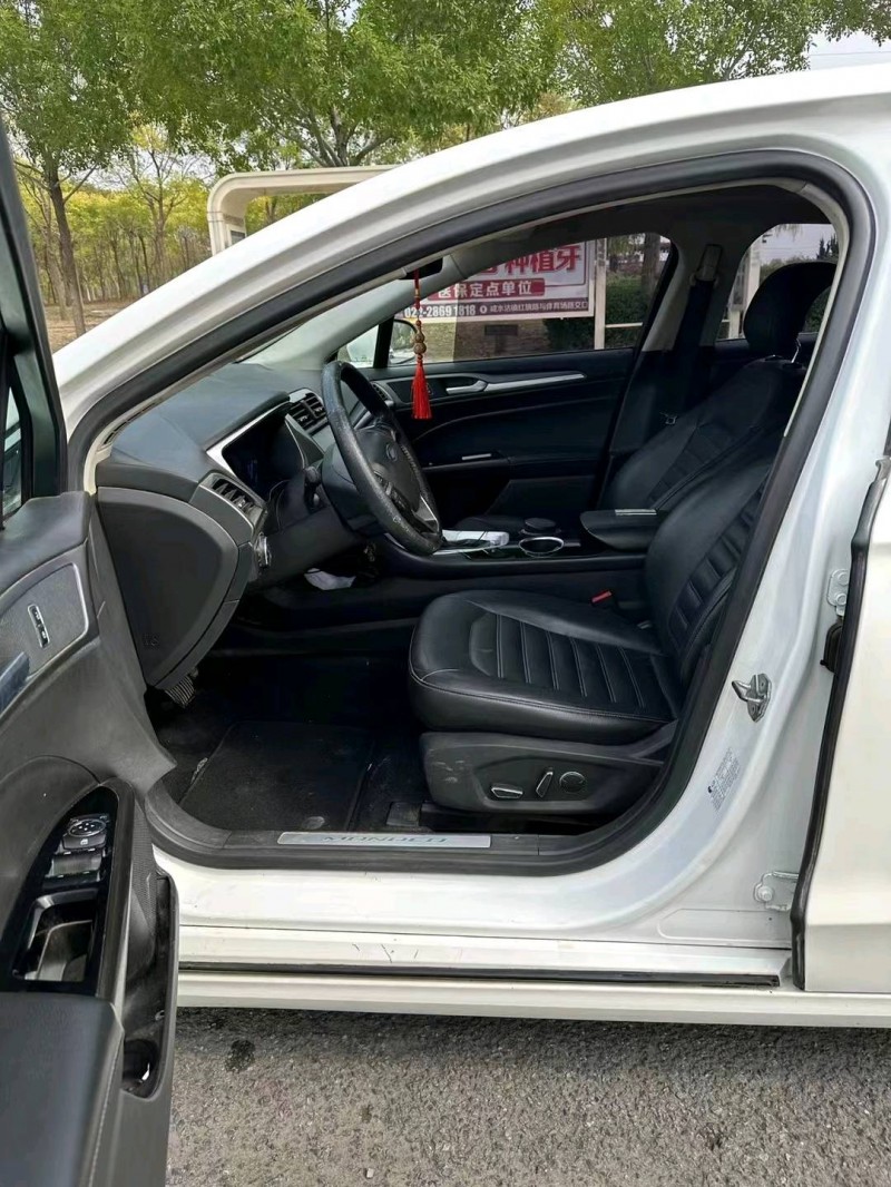 青岛16年福特蒙迪欧6