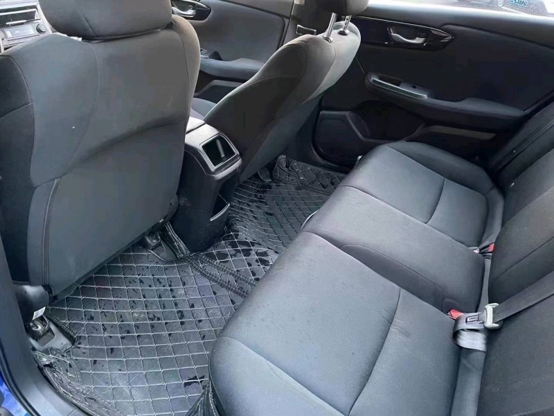 宜昌20年本田享域7