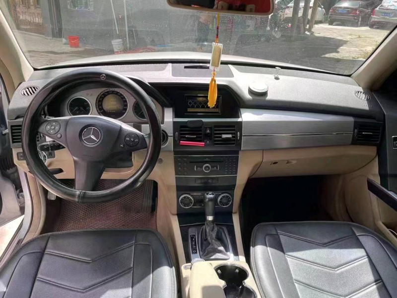 嘉兴11年奔驰GLK4