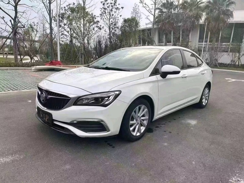 嘉兴18年别克威朗6