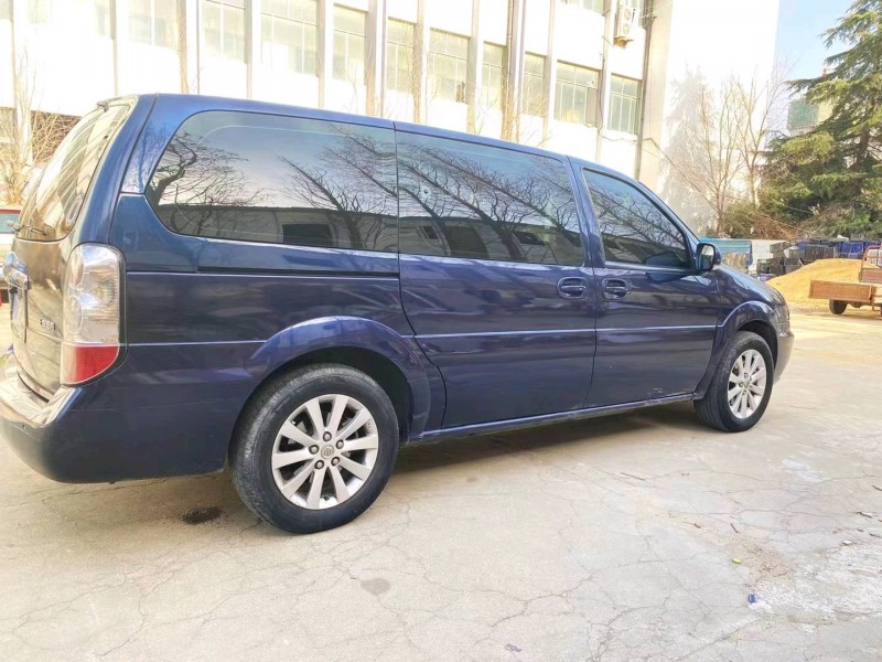 枣庄17年别克GL83